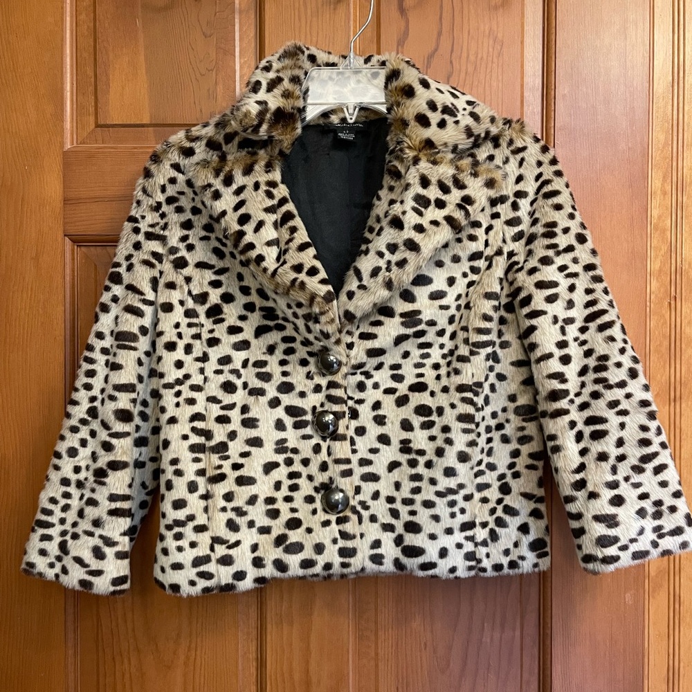 Never Worn! Seductions (Urban Planet) Faux Leopard fur jacket